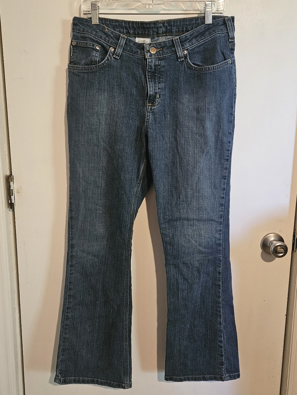 Carhartt Traditional Fit Medium Wash Jeans Size 12x30